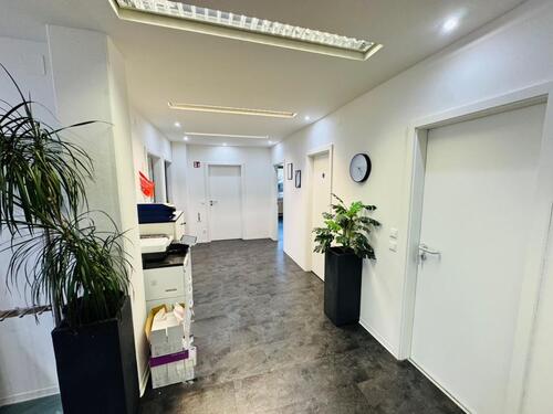 Foto - Büro-Praxis -Teilflächen - 10,00 EUR Kaltmiete,