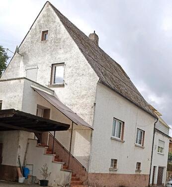 Foto - Zweifamilienhaus - 135.000,00&nbsp;EUR Kaufpreis, ca.&nbsp; 122,00&nbsp;m&sup2;