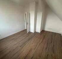 Helle 2-Zimmer-Dachgeschosswohnung in Delmenhorst – 49 m²