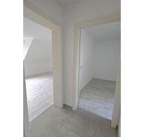 Dachgeschosswohnung Maisonette 3-4 Zimmer 95qm - Niefern-Öschelbronn