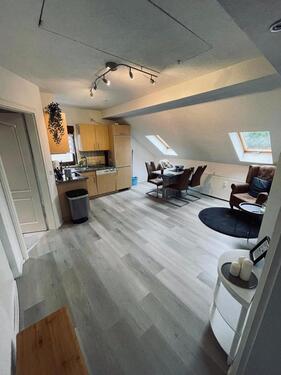 Foto - Dachgeschoßwohnung ohne Balkon - 550,00 EUR Kaltmiete,