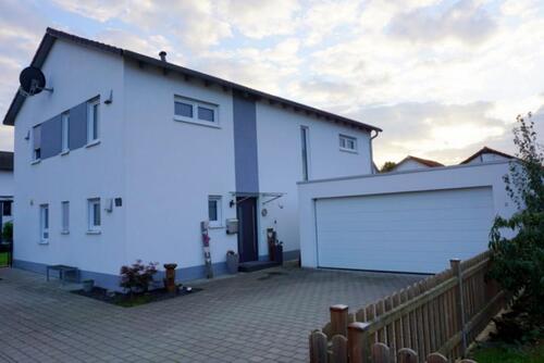 Foto - Einfamilienhaus (EFH) in Holzheim von privat zu verkaufen