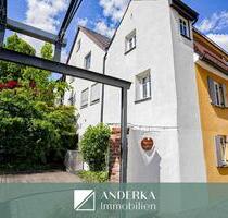 Historisches Ambiente trifft zentrale Lage - Bürohaus mit besonderem Flair in Günzburg zu vermieten!