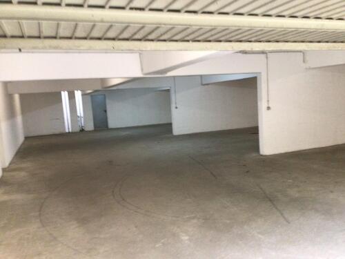 Foto - Attraktive Großgarage in Mönchengladbach – Ideal für Fahrzeuge oder als Lagerfläche