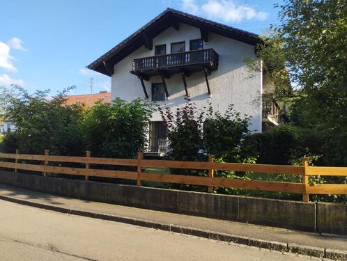 Foto - Großzügige Doppelhaushälfte - 1.300,00 EUR Kaltmiete,
