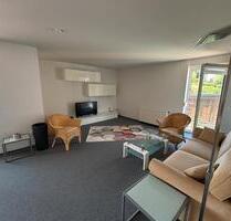 Hübsche möblierte Wohnung in zentraler Lage - Untereisesheim