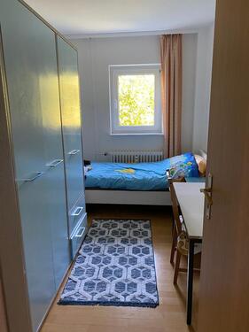 Foto - Möbl. WG Zimmer in FFM tägl.monatlich zu vermieten! 490€ Warm!