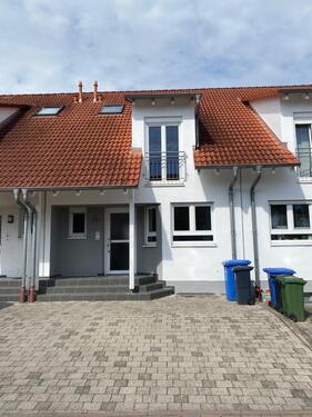 Foto - Reihenmittelhaus Osthofen - 400.000,00&nbsp;EUR Kaufpreis, ca.&nbsp; 120,00&nbsp;m&sup2;