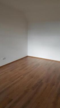 Foto - 2 Zimmer Dachgeschoßwohnung zur Miete in Frankfurt am Main