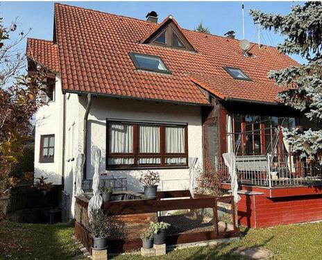 Foto - Großzügiges 2 Familien Haus mit Garten, Doppelgarage Nutzfläche