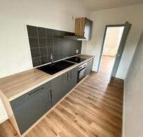 Frisch sanierte 3 Zimmer-Wohnung mit Einbauküche in Weißenfels