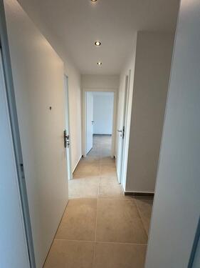 Foto - Neu Saniert 2 Zimmer Wohnungen mit Balkon,Keller,Garten