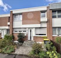 Familien-Idylle: Gepflegtes Reihenmittelhaus mit Garten und Garage in Erftstadt-Lechenich