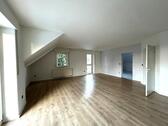 Foto - 5 Zimmer Dachgeschoßwohnung zur Miete in Rheda-Wiedenbrück