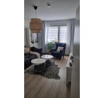 Schöne, frisch renoveriete Drei-Zimmer Wohnung in Moers-Repelen, 2. OG