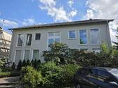 Foto - Wird noch renoviert * Außendämmung vorhanden * Balkon