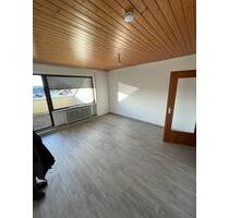 Eins Zimmer Wohnung - 390,00&nbsp;EUR Kaltmiete, ca.&nbsp; 28,00&nbsp;m&sup2; in Furtwangen im Schwarzwald (PLZ: 78120)