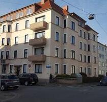 Schöne Vierzimmerwohnung mit Einbauküche und Balkon - Bremerhaven Geestemünde