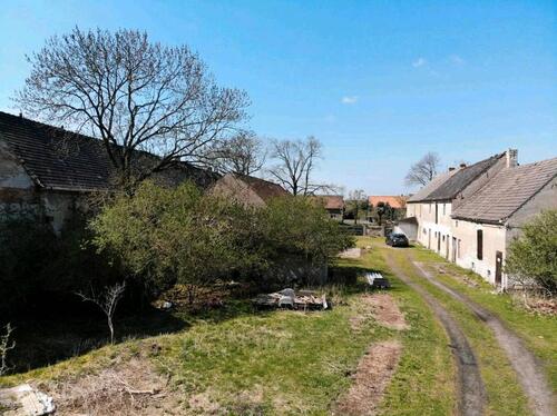 Foto - Renovierungsbedürftiger Bauernhof