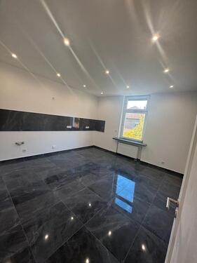 Foto - Helle 3 Zimmer Wohnung - Erstbezug nach Sanierung 1. OG