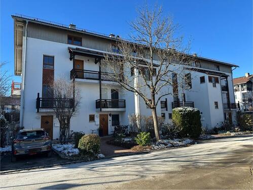 Foto - Geräumige 4-Zimmer-WohnungHaus im Haus mit Garten, Balkon, und