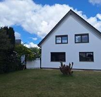 Zweifamilienhaus in Loxstedt Bexhövede in Bestlage 2 Wohnungen