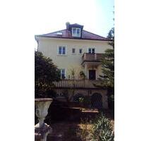 Dachgeschoss Wohnung mit Klimaanlage in Baden Baden Innenstadt - Baden-Baden