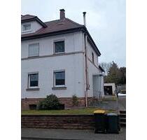 Doppelhaushälfte - 98.000,00&nbsp;EUR Kaufpreis, ca.&nbsp; 115,00&nbsp;m&sup2; in Fürstenberg (PLZ: 37699)