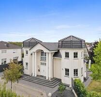 Einfamilienhaus auf großem Sonnengrundstück in Köln von privat