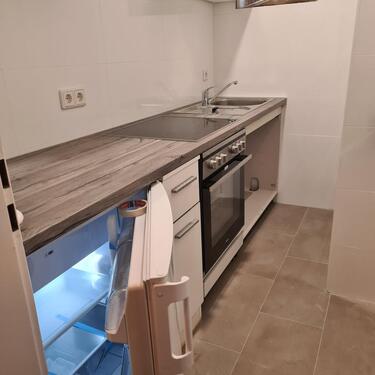 Foto - Hmb.-Barmbek_Nord Fuhle, Zentrae Lage, möbel.2-Zi.Wo mit Balkon