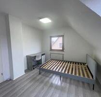 Attraktive 3-Zimmer-Wohnung mit Gartenmitbenutzung - Stuttgart Zuffenhausen