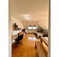 Voll möblierte 2-Zimmer-Wohnung ab 01.04. in Corinthstraße - Dresden Prohlis