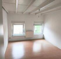 Helle 4-Zimmer-Wohnung über zwei Etagen mit viel Platz und durchdachtem Grundriss - Düren Mariaweiler-Hoven
