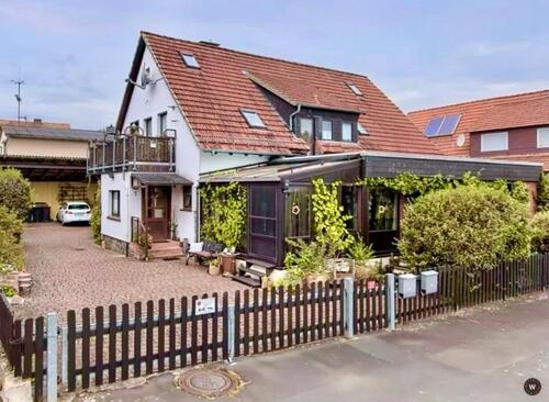 Foto - 5-Zimmer-Eigentumswohnung, separater Eingang, Lahntal Caldern