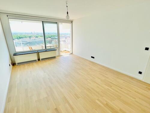 Foto - Wunderschöne 3-Zimmer-Wohnung mit Alpenblick – 72 m² im 12. Stock