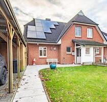 Gepflegte Doppelhaushälfte mit Südterrasse in Elbe-Nähe - Jork