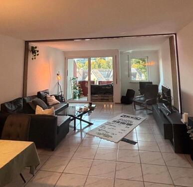 Foto - Helle & zentral gelegene 3-Zimmerwohnung mit Balkon✨
