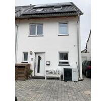 EFH Obersülzen - 1.550,00&nbsp;EUR Kaltmiete, ca.&nbsp; 120,00&nbsp;m&sup2; in Kindenheim (PLZ: 67271)