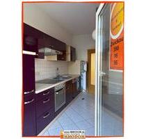 2-Zimmer-Wohnung mit EINBAUKÜCHE und BALKON zu vermieten! - Zwickau