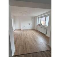 Offene 2-Zimmer Wohnung mit Loggia - Bieberehren