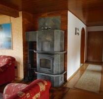 Haushälfte zu vermieten - 1.000,00&nbsp;EUR Kaltmiete, ca.&nbsp; 135,00&nbsp;m&sup2; in Rödelsee (PLZ: 97348)