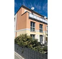 Modernes Reihenendhaus in familienfreundlicher Lage in Adelsdorf