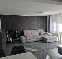 renovierte 3 Zimmer Wohnung - 245.000,00 EUR Kaufpreis, ca. 82,00 m² in Kaiserslautern (PLZ: 67657) renovierte 3 Zimmer Wohnung - 245.000,00 EUR Kaufpreis, ca. 82,00 m² in Kaiserslautern (PLZ: 67657)