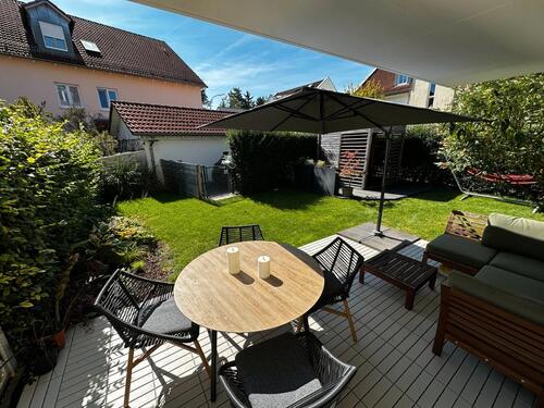 Foto - Lichtdurchflutete Eigentumswohnung mit Garten & 2 Stellplätzen
