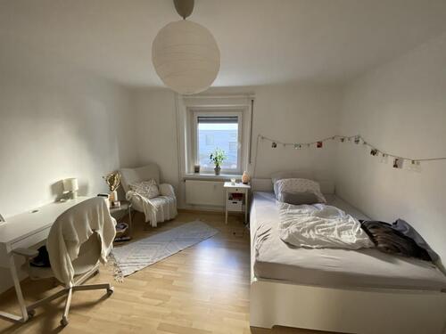 Foto - ** Helle 2-Zi.-Whg. mit Balkon in der Sanderau zuvermieten **