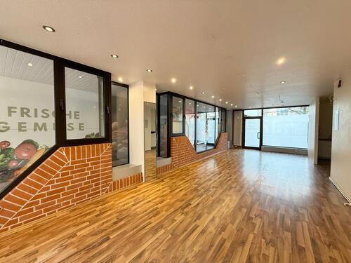 Foto - Dein Schaufenster für Erfolg - 13 m Sichtbarkeit in Bestlage