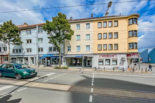 Foto - 2,5 Zimmer – Balkon – renoviert – zentrale Lage direkt am Rathaus