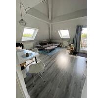 3,5 Zimmer Wohnung mit Einbauküche, Balkon und Garagenstellplatz - Idstein