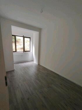 Foto - Helle 3-Zimmer-Erdgeschosswohnung mit Balkon in Bad Kissingen