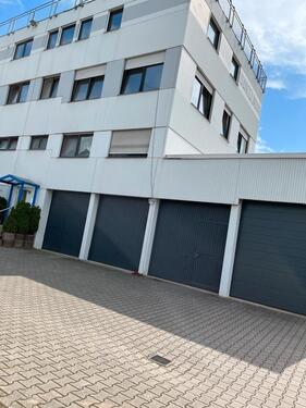 Foto - HANDWERKER aufgepasst!! Vermiete große Wohnung geeignet als WG i